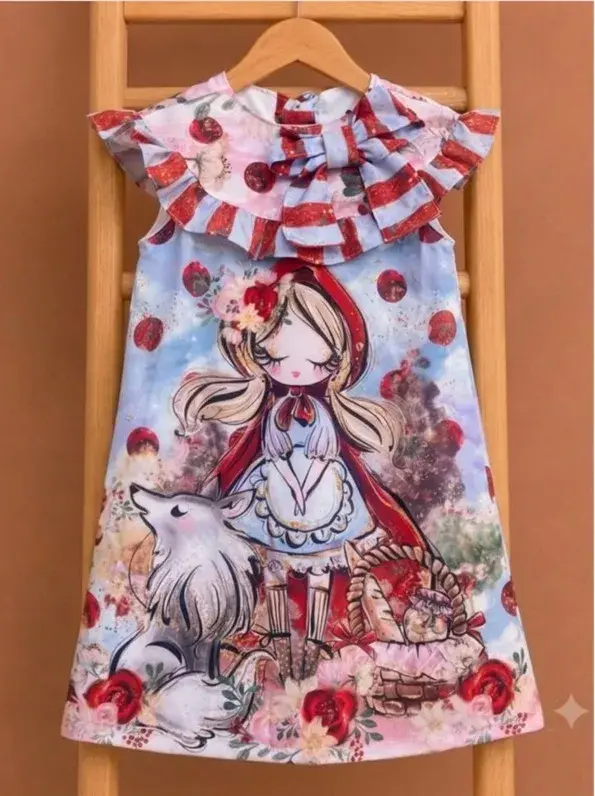 Vestido Trapézio - Chapéuzinho